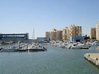 Le Lake